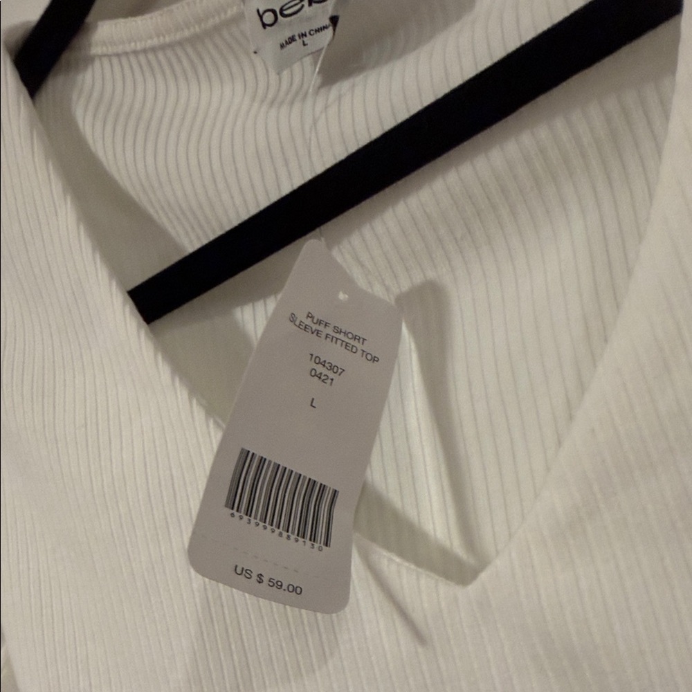 bebe White Ribbed Puff Sleeve V-Neck Top‎ large nwt - Picture 4 of 4